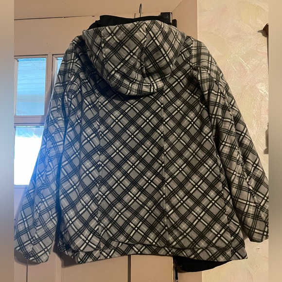 Reversible size XS rain jacket - Picture 9 of 16